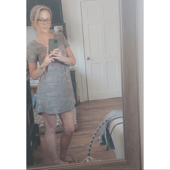 Meet your Posher, Samantha - Picture 1 of 1